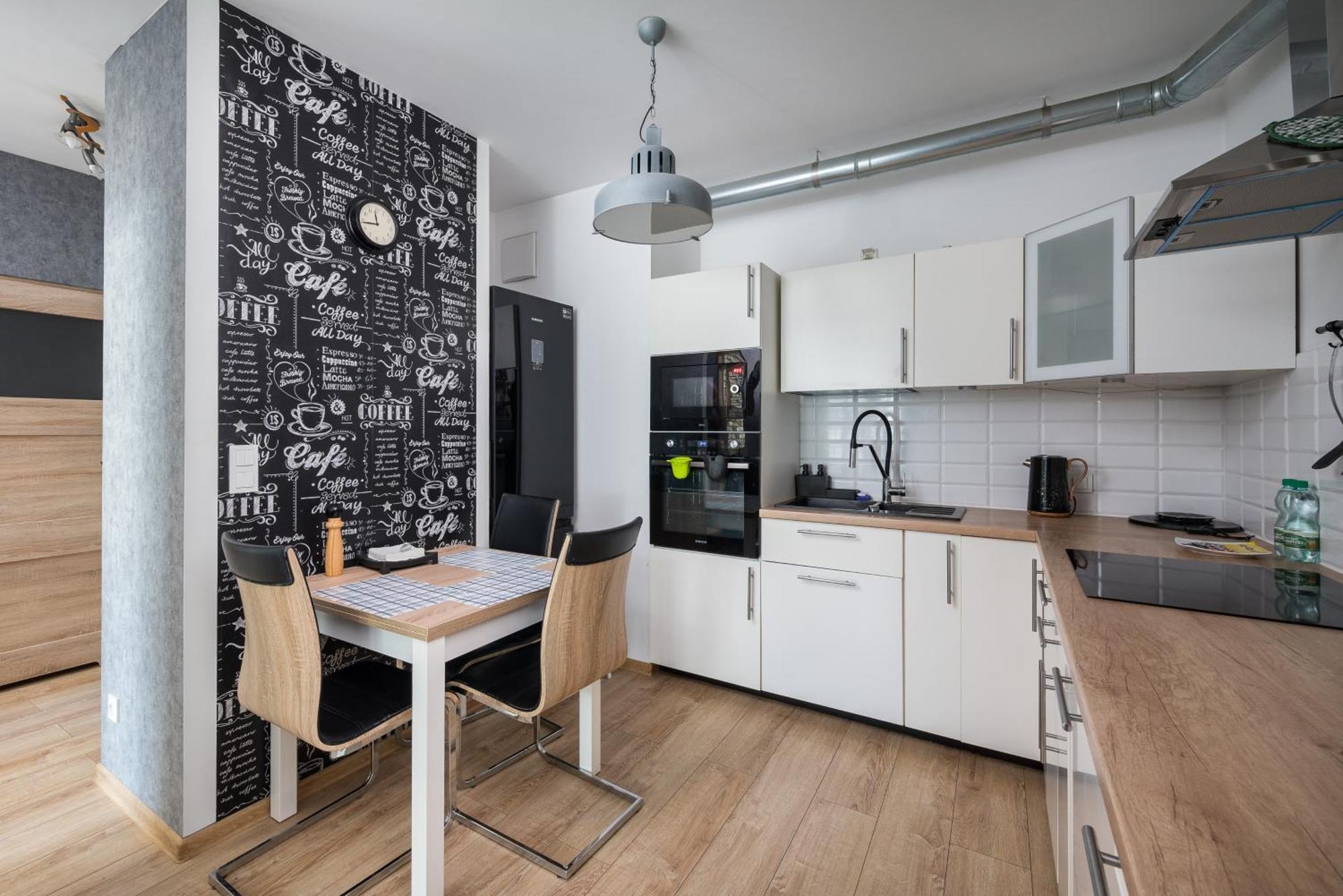 Wola Jana Kazimierza Chic Apartment Warsaw Exterior photo